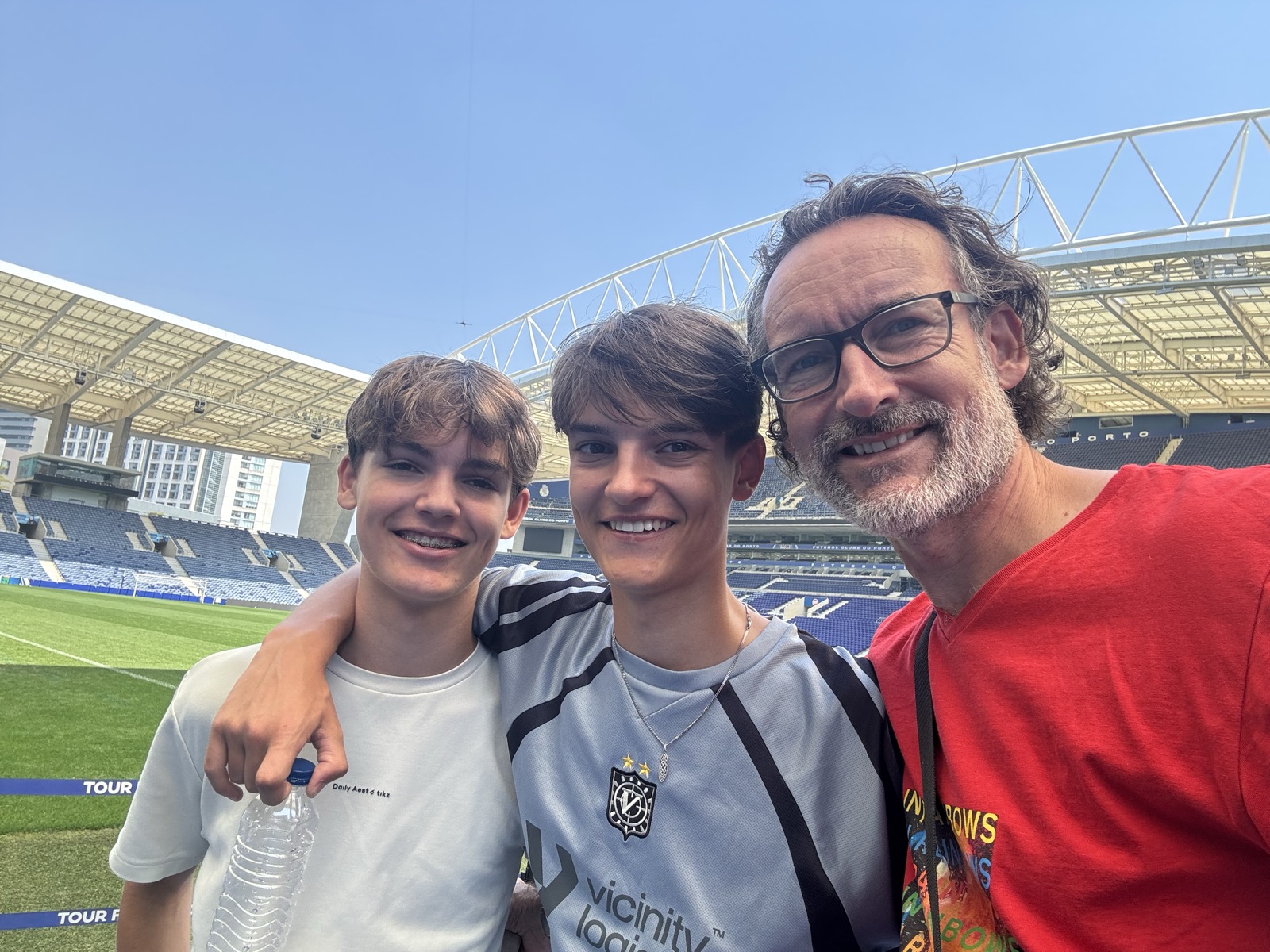Kalle met familie in het stadion